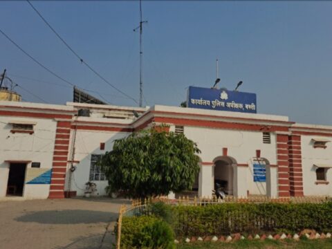 बस्ती पुलिस पुनः अपने रूप में लौट आई है ?