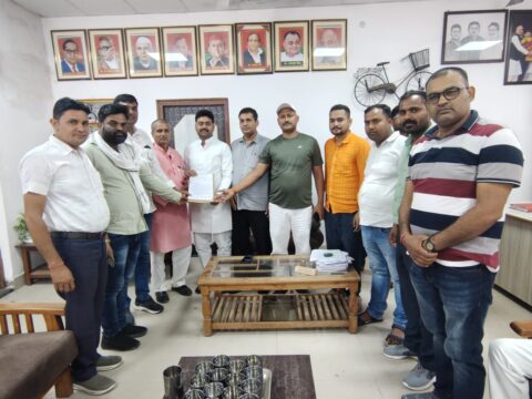 विधानसभा में उठेगा परिषदीय विद्यालयों को समायोजित करने का मामला:कविंद्र चौधरी