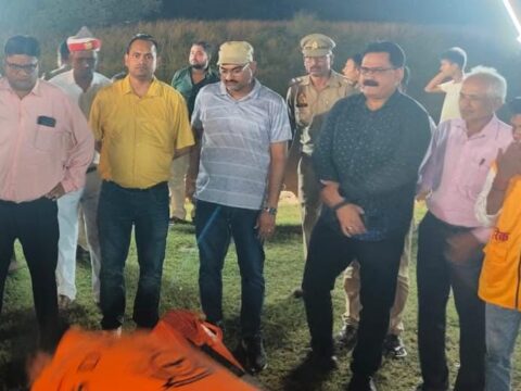 प्रतिमाओं के विसर्जन में सिविल डिफेंस वालंटियर्स पूरे शहर में रहे मुस्तैद-जिलाधिकारी